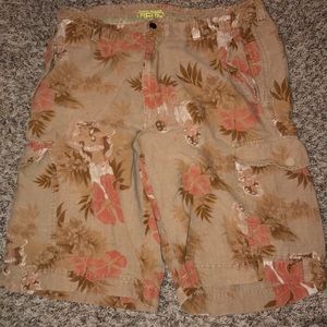 TOMMY BAHAMA Cargo Shorts
